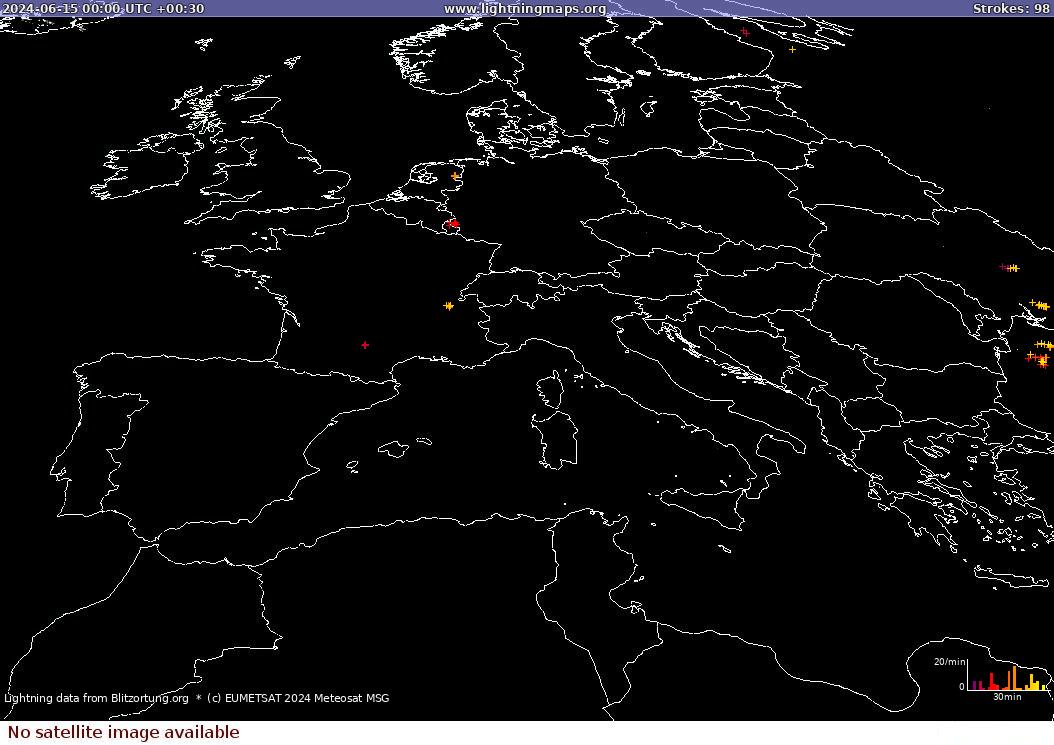 Lightning map Sat: Europe Clouds + Rain 2024-06-15 (Animation)