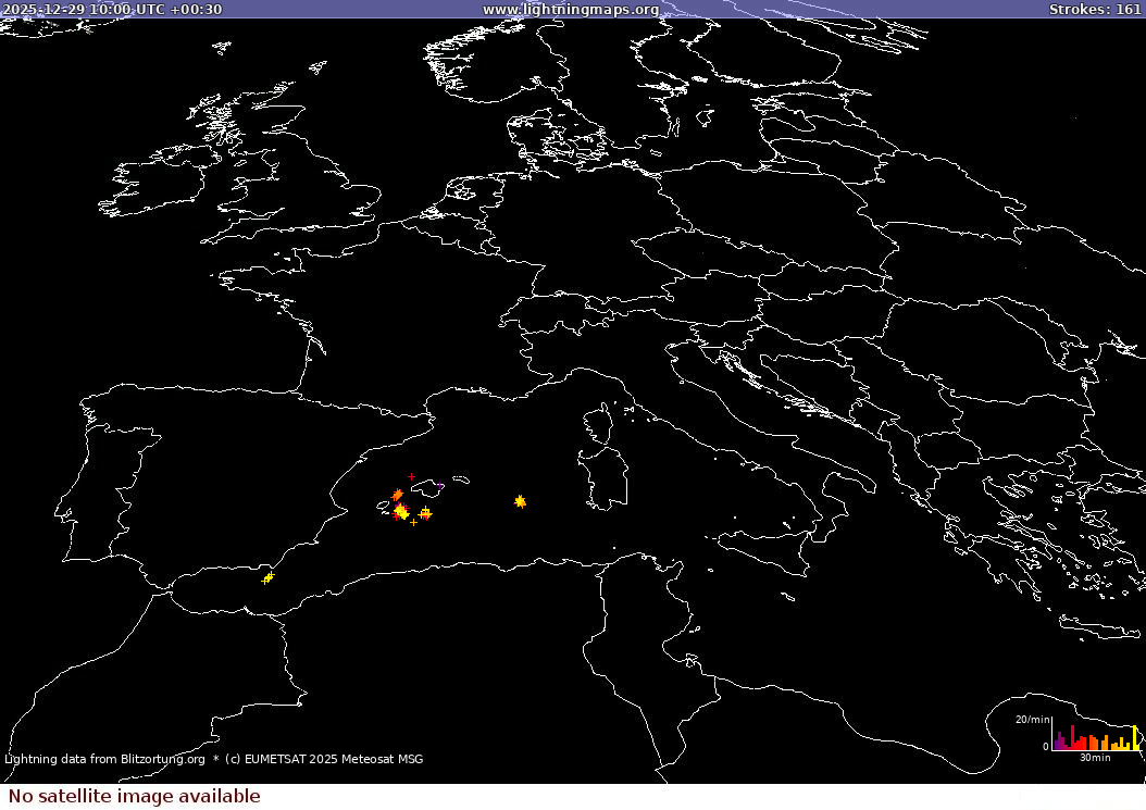 Lightning map Sat: Europe Clouds + Rain 2025-12-29 (Animation)
